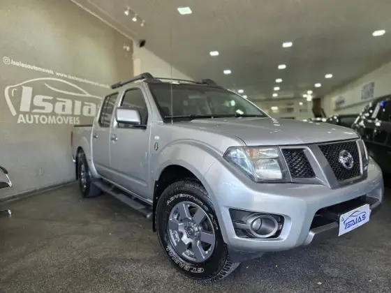 NISSAN FRONTIER 2.5 SV ATTACK 10 ANOS 4X4 CD TURBO ELETRONIC DIESEL 4P MANUAL