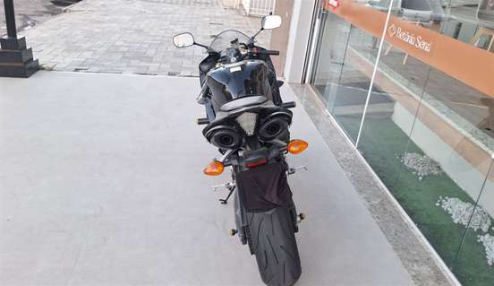 YAMAHA-YZF R1-2008