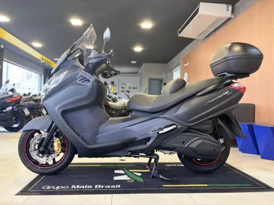 DAFRA MAXSYM 400i 