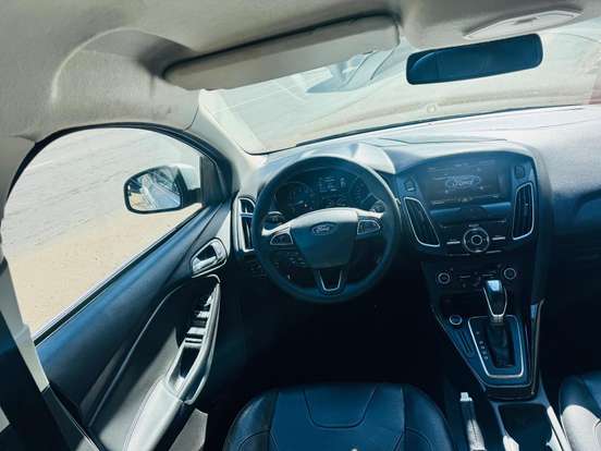 FORD-FOCUS-2015