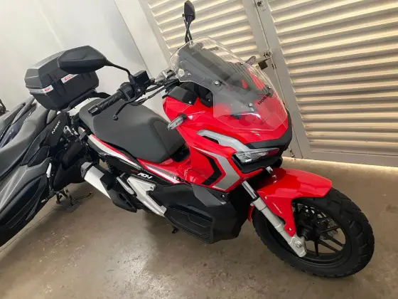 HONDA ADV 