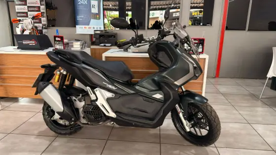 HONDA ADV 