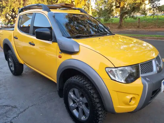 MITSUBISHI-L200 SAVANA-3.2 4X4 16V TURBO INTERCOOLER DIESEL 4P MANUAL MITSUBISHI-L200 SAVANA-2016