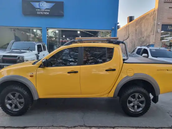 MITSUBISHI-L200 SAVANA-3.2 4X4 16V TURBO INTERCOOLER DIESEL 4P MANUAL MITSUBISHI-L200 SAVANA-2016