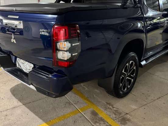 MITSUBISHI-L200 TRITON-2.4 16V TURBO DIESEL SPORT HPE-S CD 4P 4X4 AUTOMÁTICO MITSUBISHI-L200 TRITON-2023