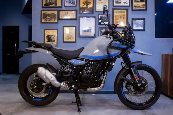 ROYAL ENFIELD HIMALAYAN 450 SLATE POPPY BLUE ROYAL ENFIELD HIMALAYAN 450 SLATE POPPY BLUE