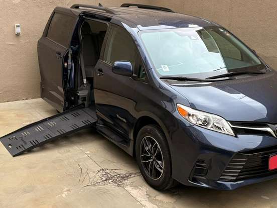 TOYOTA-SIENNA-2.5 VVT-I HYBRID XSE CVT TOYOTA-SIENNA-2020