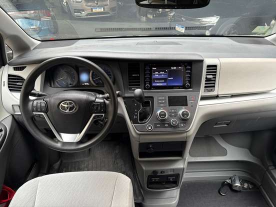 TOYOTA-SIENNA-2.5 VVT-I HYBRID XSE CVT TOYOTA-SIENNA-2020
