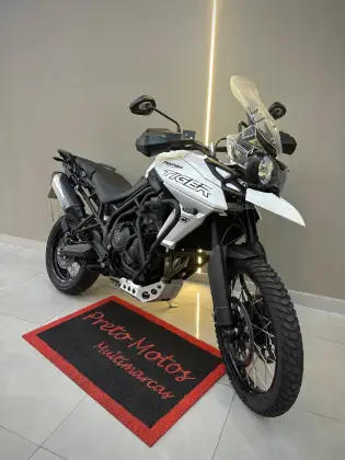 TRIUMPH TIGER 800 XCX TRIUMPH TIGER 800 XCX