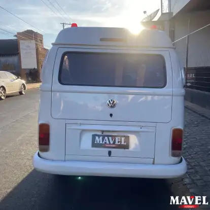 VOLKSWAGEN-KOMBI-1.4 MI STD ESCOLAR 8V FLEX 3P MANUAL VOLKSWAGEN-KOMBI-2013
