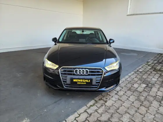 AUDI A3 1.8 TFSI SEDAN 16V 180CV GASOLINA 4P AUTOMÁTICO