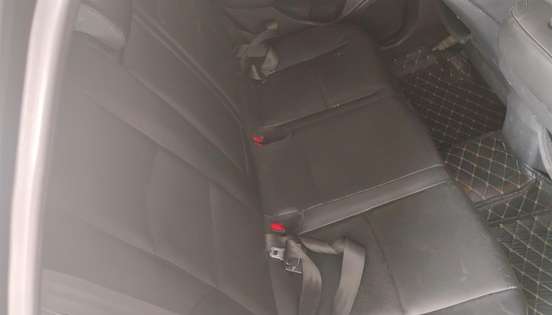 HYUNDAI-I30-2010