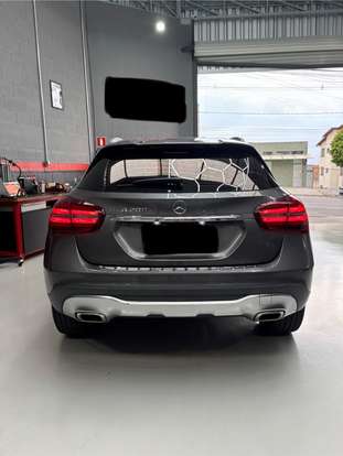 MERCEDES-BENZ-GLA 200-2019