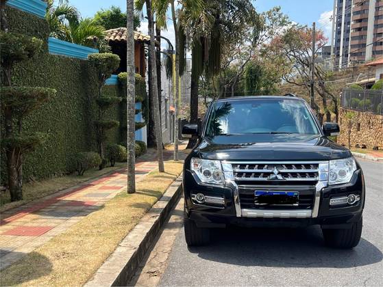 MITSUBISHI PAJERO FULL 3.2 HPE 4X4 16V TURBO INTERCOOLER DIESEL 4P AUTOMÁTICO