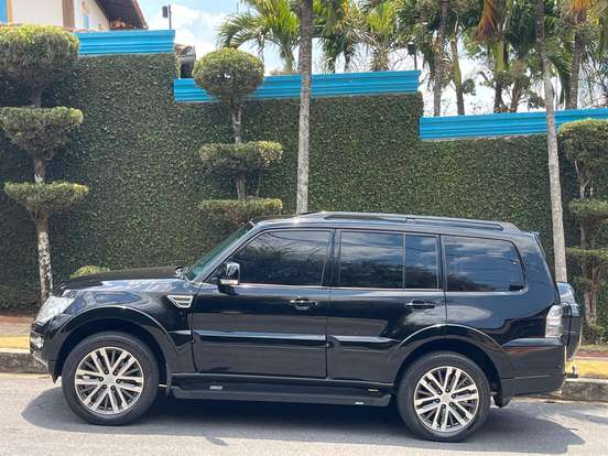 MITSUBISHI-PAJERO FULL-2019