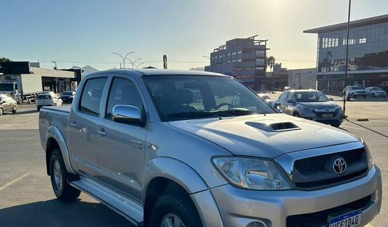TOYOTA HILUX 3.0 SRV 4X4 CD 16V TURBO INTERCOOLER DIESEL 4P AUTOMÁTICO