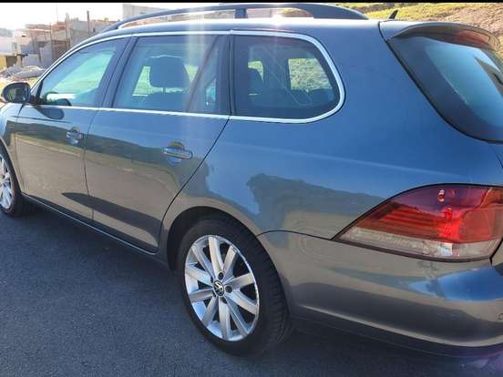 VOLKSWAGEN-JETTA-2.5 I VARIANT 20V 170CV GASOLINA 4P TIPTRONIC VOLKSWAGEN-JETTA-2010