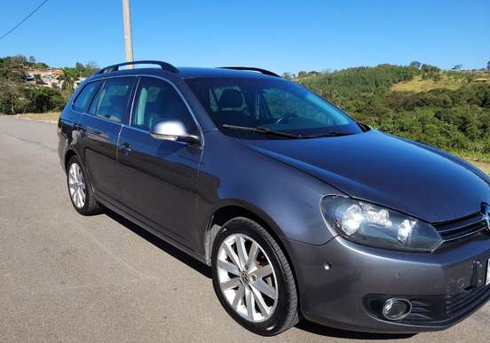 VOLKSWAGEN-JETTA-2010