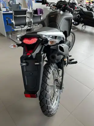 YAMAHA-XTZ 250 LANDER CONNECTED-2025