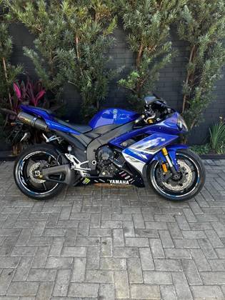 YAMAHA YZF R1 