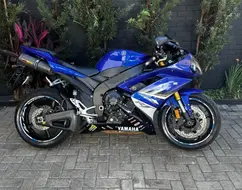 YAMAHA YZF R1 YAMAHA YZF R1