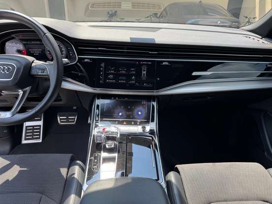 AUDI-Q8-3.0 TFSI GASOLINA PERFORMANCE BLACK QUATTRO TIPTRONIC AUDI-Q8-2021