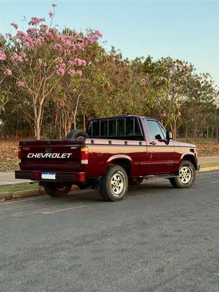 CHEVROLET-D20-1996