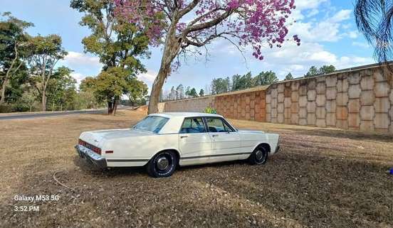 FORD-GALAXIE-1979