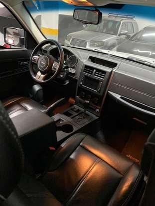 JEEP-CHEROKEE-2012