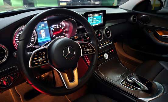 MERCEDES-BENZ-C 180-2019