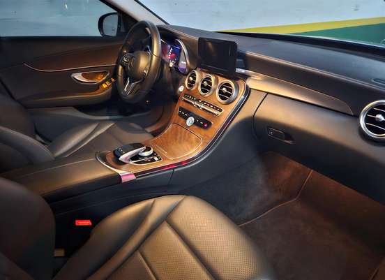 MERCEDES-BENZ-C 180-2019