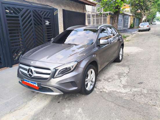 MERCEDES-BENZ-GLA 200-1.6 CGI ADVANCE 16V TURBO FLEX 4P AUTOMÁTICO MERCEDES-BENZ-GLA 200-2017