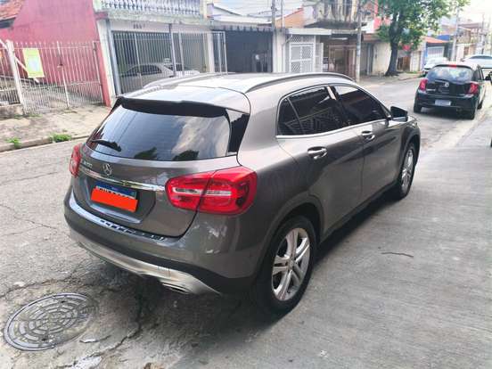 MERCEDES-BENZ-GLA 200-1.6 CGI ADVANCE 16V TURBO FLEX 4P AUTOMÁTICO MERCEDES-BENZ-GLA 200-2017