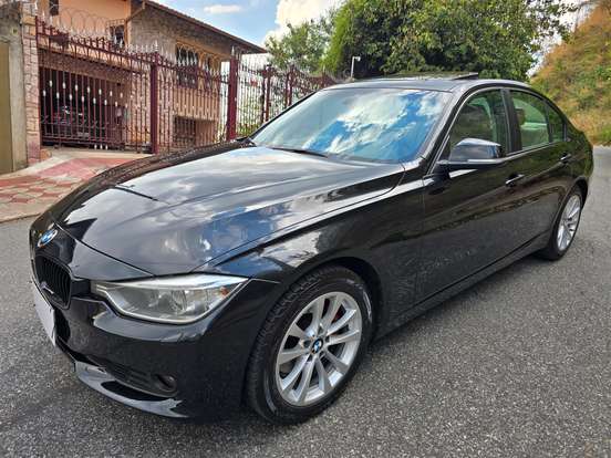 BMW-328i-2013