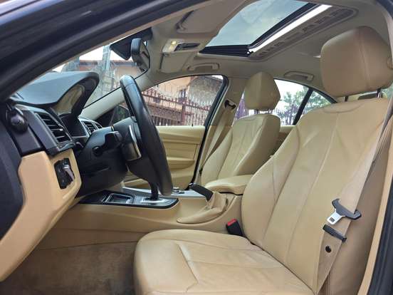 BMW-328i-2.0 SPORT GP 16V GASOLINA 4P AUTOMÁTICO BMW-328i-2013