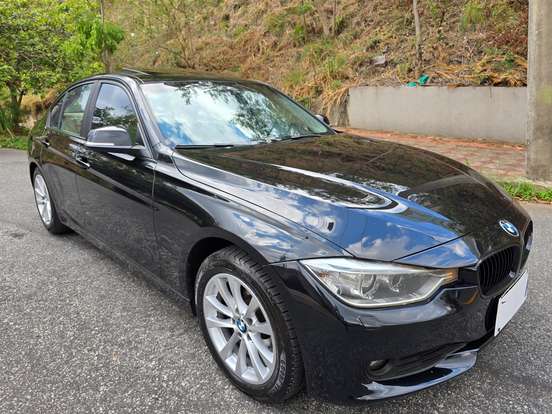 BMW-328i-2013