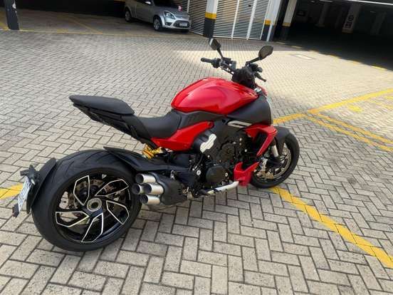 DUCATI-DIAVEL V4 DUCATI-DIAVEL V4-2024