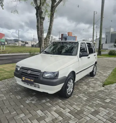 FIAT UNO 1.0 MPI MILLE FIRE ECONOMY 8V FLEX 4P MANUAL FIAT UNO 1.0 MPI MILLE FIRE ECONOMY 8V FLEX 4P MANUAL