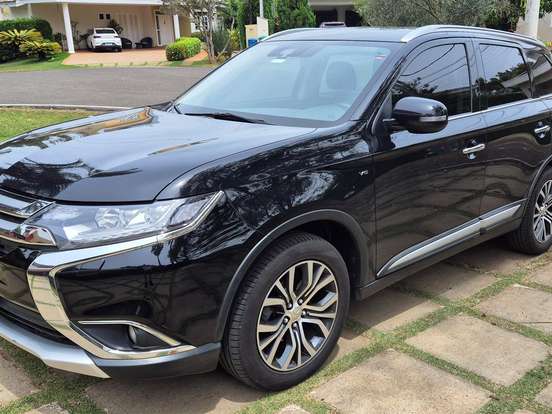 MITSUBISHI-OUTLANDER-3.0 GT 4X4 V6 24V GASOLINA 4P AUTOMÁTICO MITSUBISHI-OUTLANDER-2018