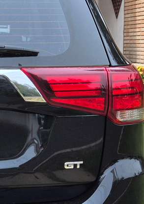 MITSUBISHI-OUTLANDER-2018