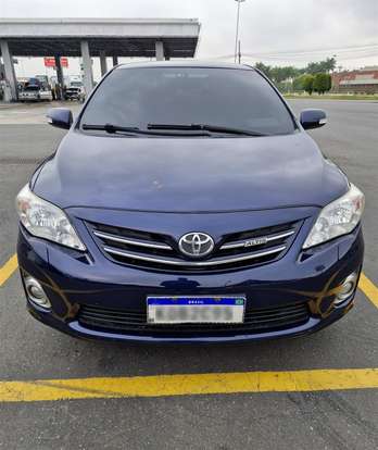 TOYOTA-COROLLA-2011
