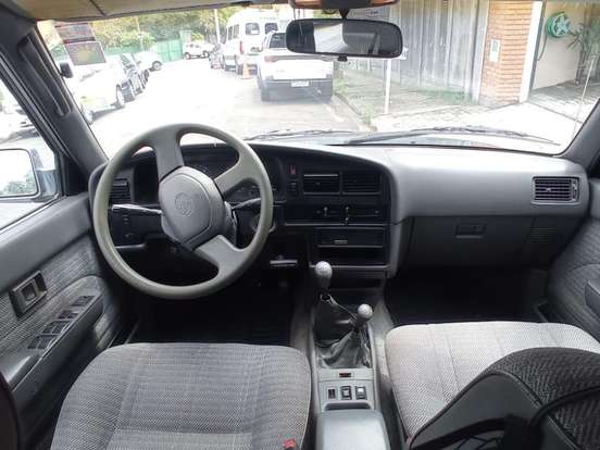 TOYOTA-HILUX SW4-2.8 4X4 8V DIESEL 4P MANUAL TOYOTA-HILUX SW4-1993