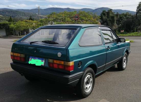 VOLKSWAGEN-GOL-1996