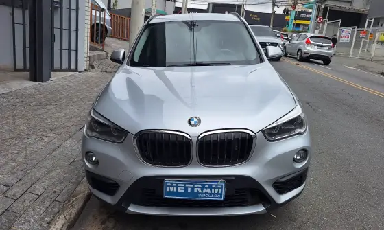 BMW X1 2.0 16V TURBO ACTIVEFLEX SDRIVE20I 4P AUTOMÁTICO BMW X1 2.0 16V TURBO ACTIVEFLEX SDRIVE20I 4P AUTOMÁTICO