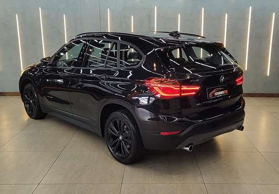 BMW-X1-2016