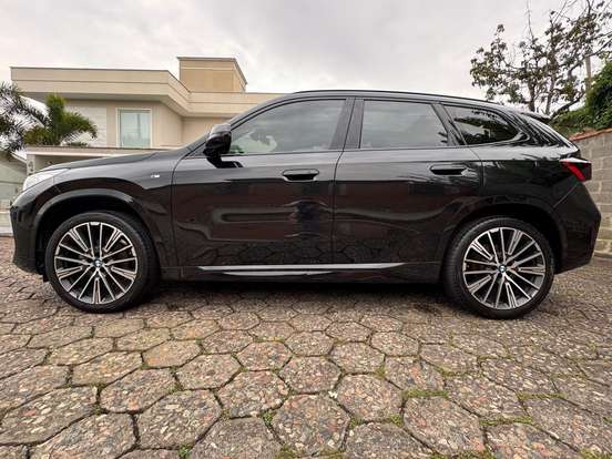 BMW-X1-2.0 16V TURBO GASOLINA SDRIVE20I M SPORT STEPTRONIC BMW-X1-2023