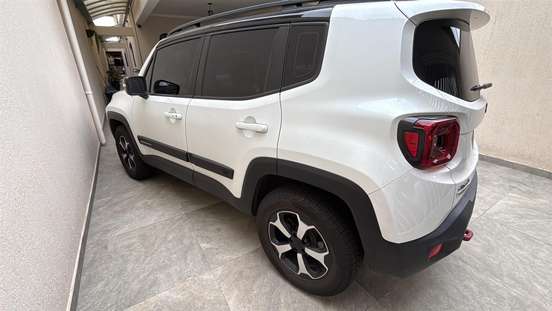 JEEP-RENEGADE-2020
