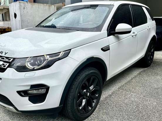 LAND ROVER-DISCOVERY SPORT-2.0 16V SI4 TURBO GASOLINA HSE 4P AUTOMÁTICO LAND ROVER-DISCOVERY SPORT-2018