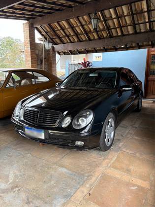 MERCEDES-BENZ E 500 5.0 AVANTGARDE V8 GASOLINA 4P AUTOMÁTICO