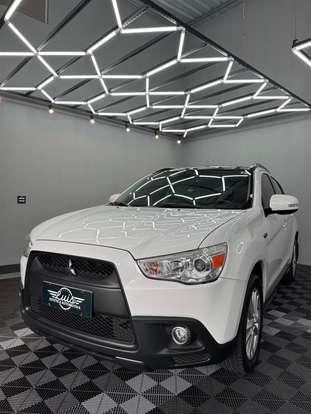 MITSUBISHI-ASX-2011